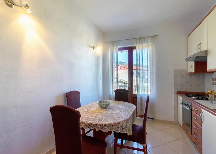 And With Parking Space - Hvar - 4028